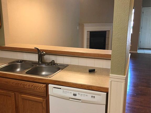 4th image of 950 52nd Avenue Ct APT M2