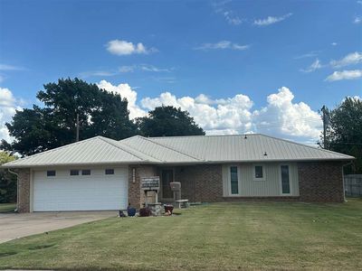 2801 Ames Ave, Ponca City, OK, 74604