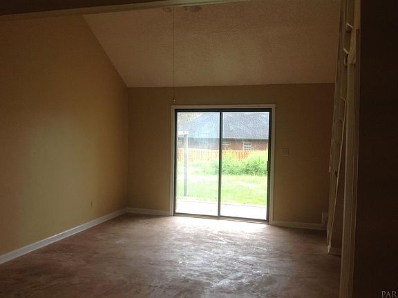 3rd image of 9650 Hillview Dr APT 2