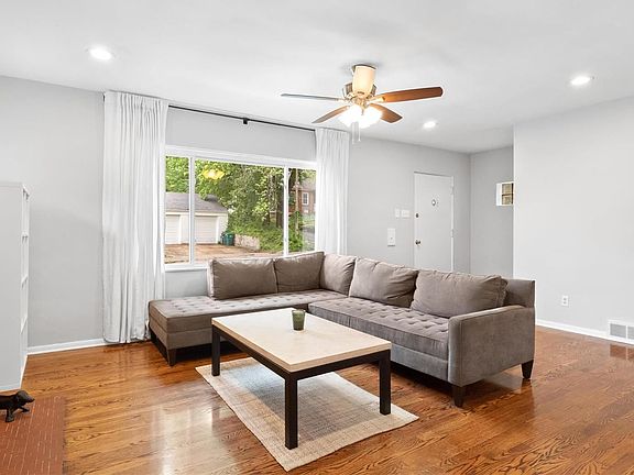 5th image of 5014 Wilshusen Ave