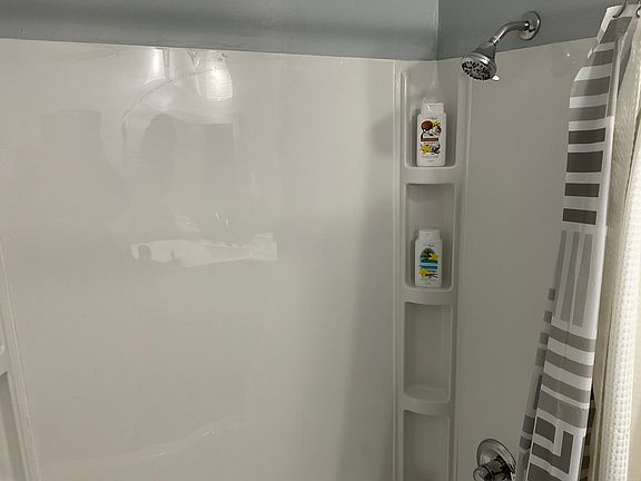 5th image of 110 E Franklin Ave APT 7