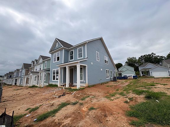 2nd image of 102 Gauley St