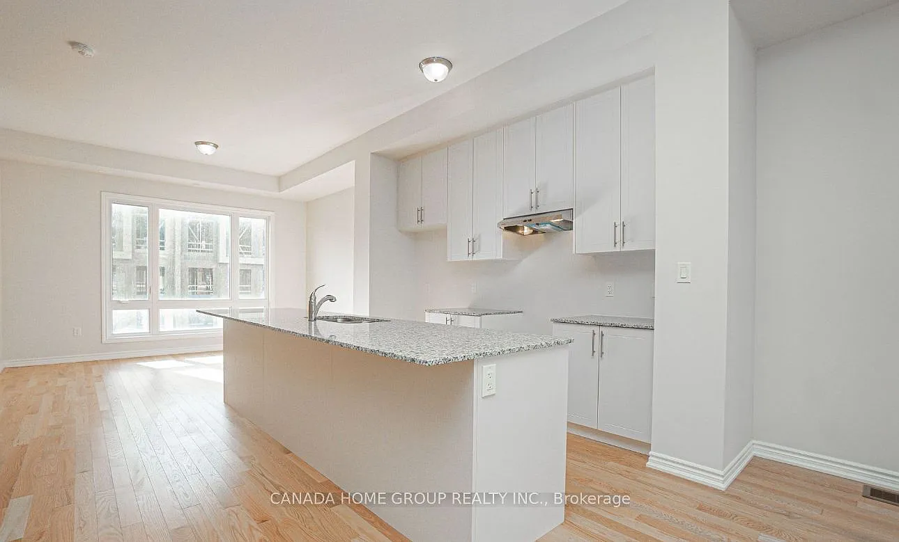 4 bed, $3,900 — Photo 3