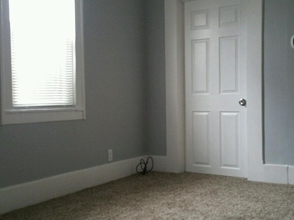 3rd image of 722 6th St NW