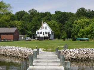 3749 Clarks Point Rd, Middle River, MD 21220