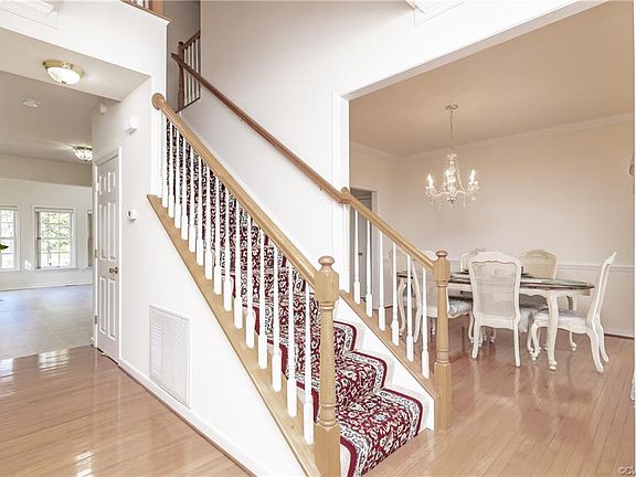 3rd image of 10620 Spurloch Ct