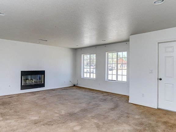 5th image of 16220 Stagecoach Ave
