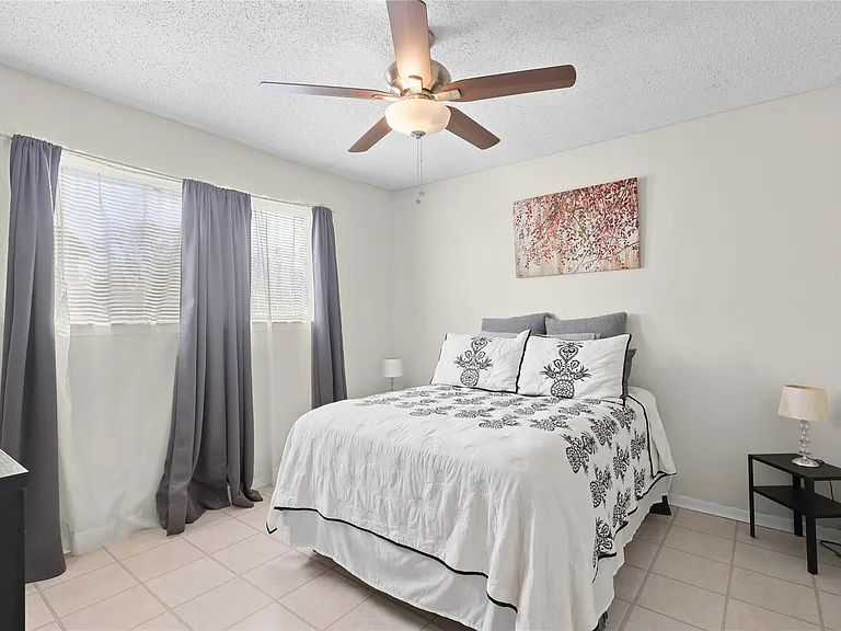4123 Yupon Ridge Dr — Photo 11