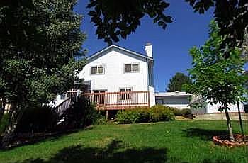 2nd image of 3435 Lynnwood Way