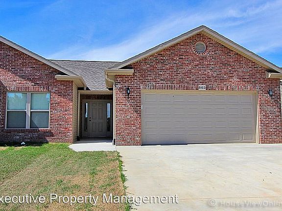 3rd image of 865 Broadridge Dr