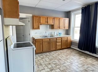 300 Main St #1-A, Tilton, NH 03276