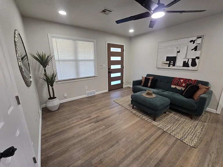 5525 N Shawnee Ave — Photo 6
