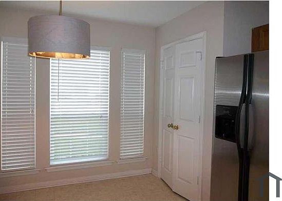 3rd image of 2213 N Village Green St