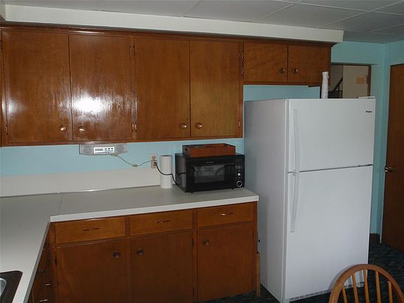4th image of 41 Miriam St