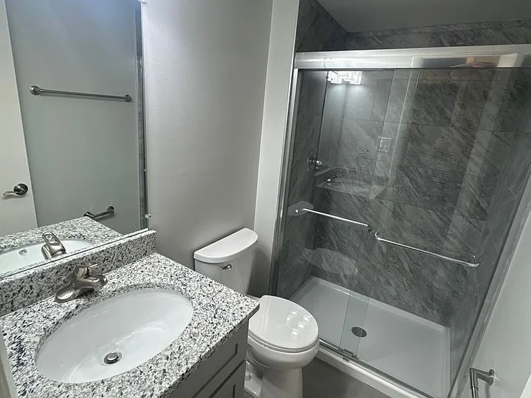 3331 Hewitt Ave #1 — Photo 59