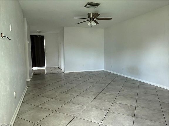 3rd image of 2521 SE 16th Pl