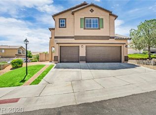 10525 Glowing Cove Ave, Las Vegas, NV 89129