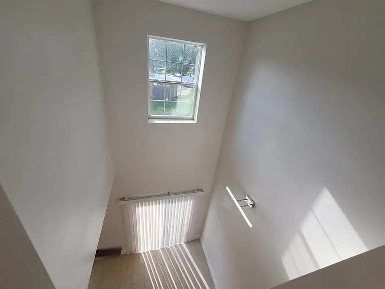 2102 Penny Ln — Photo 21