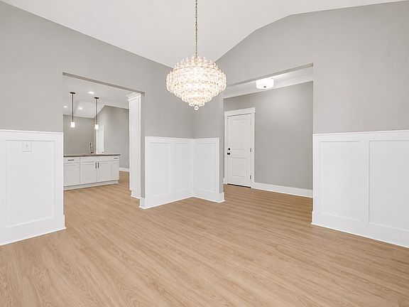 4th image of 564 Backacre Ct