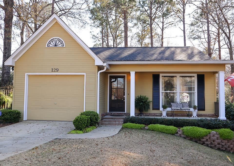1st image of 129 Woodcreek Dr