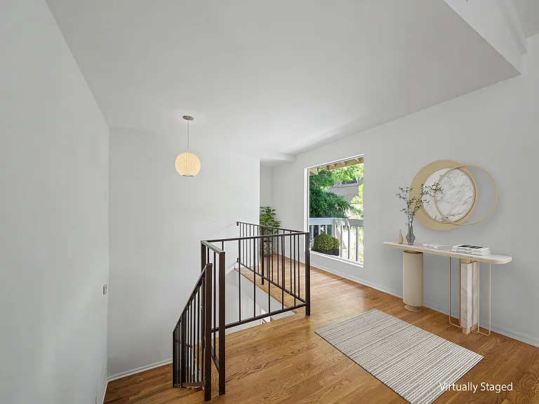 10424 Oletha Ln — Photo 6