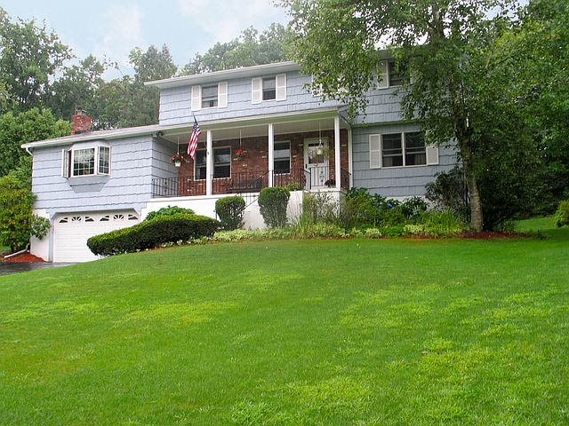 1st image of 811 Swed Cir