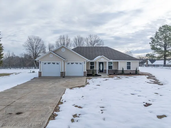 311 Neal Dr, Roland, OK 74954