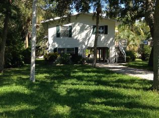121 Falkirk St, Fort Myers Beach, FL 33931