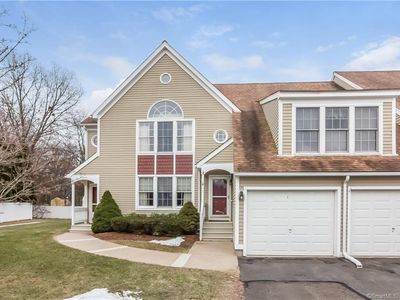 600 Washington Ave APT B1, North Haven, CT, 06473