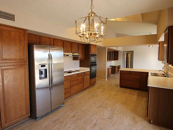 4th image of 20823 N Stonegate Dr