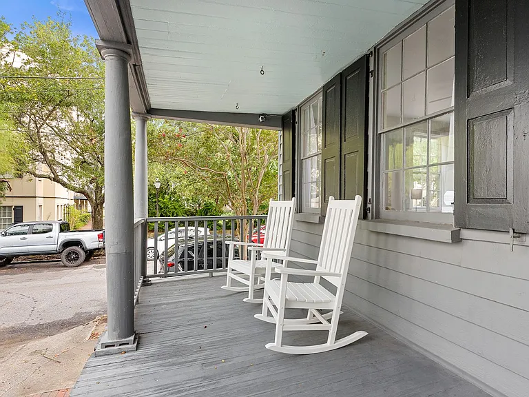 11 Marion St — Photo 41