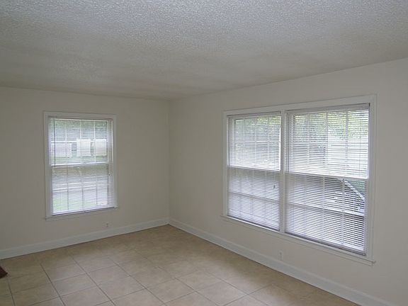 5th image of 417 W 4th St #A
