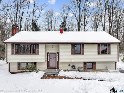 77 Pinebrook Circle, Guilford, CT, 06437