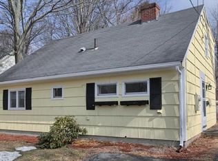 85 High St, Reading, MA 01867