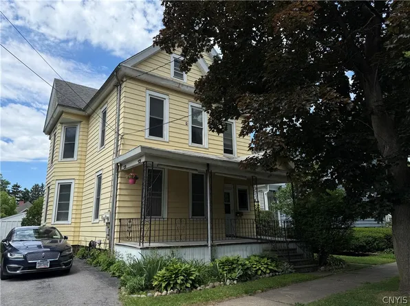 328 Elizabeth St, Oneida, NY 13421