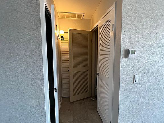 4th image of 10400 Caminito Cuervo Unit 270