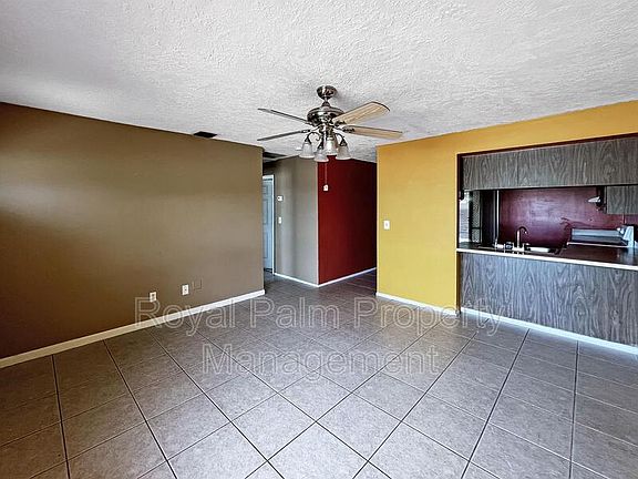 3rd image of 1304 NE 9th Pl
