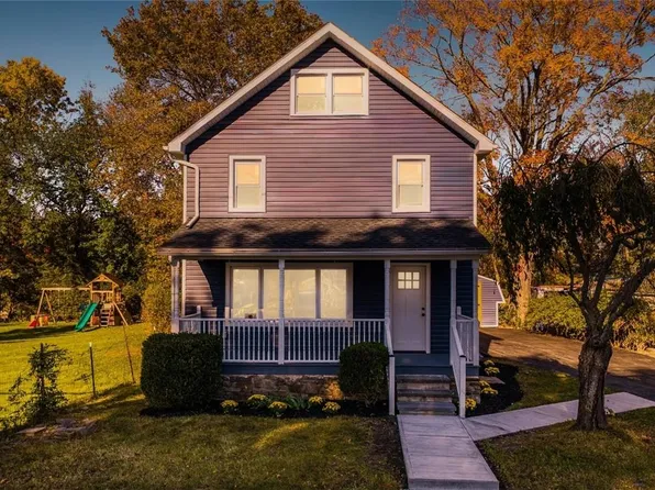 15 Sanford Avenue, Chester, NY 10918