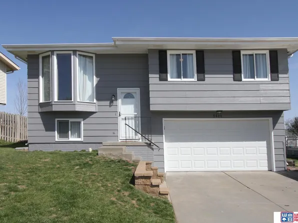 5400 W Goodwin Cir, Lincoln, NE 68524