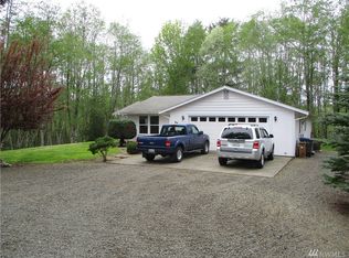 90 E Rauschert Rd, Grapeview, WA 98546