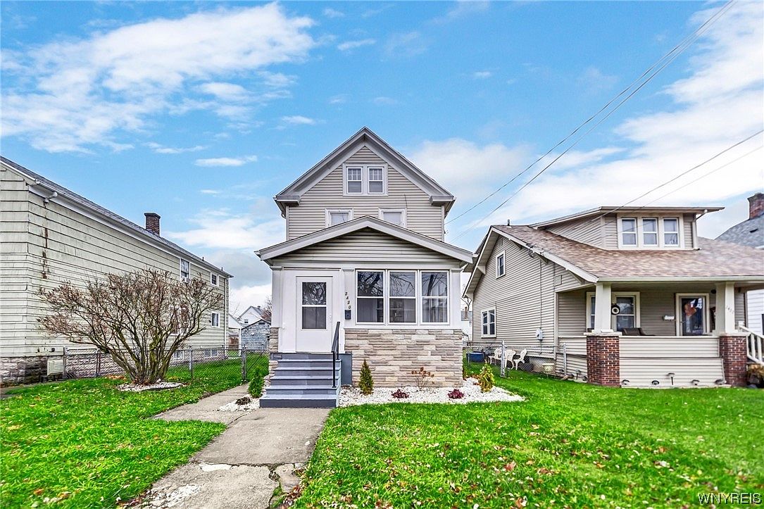 2420 La Salle Ave, Niagara Falls, NY 14301 Zillow
