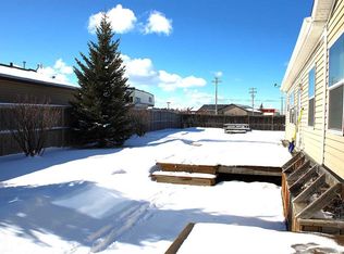 20 Noblefern Way SW, Sundre, AB T0M1X0