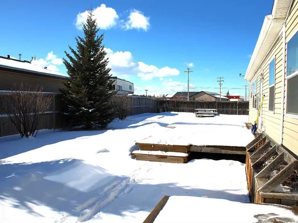 20 Noblefern Way SW, Sundre, AB T0M 1X0