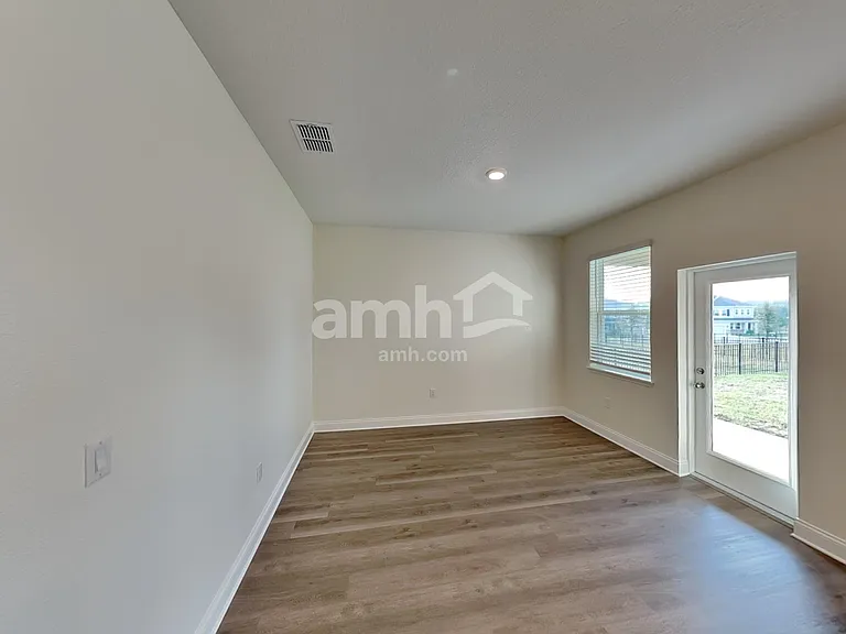 3735 Center Cove Ln — Photo 6