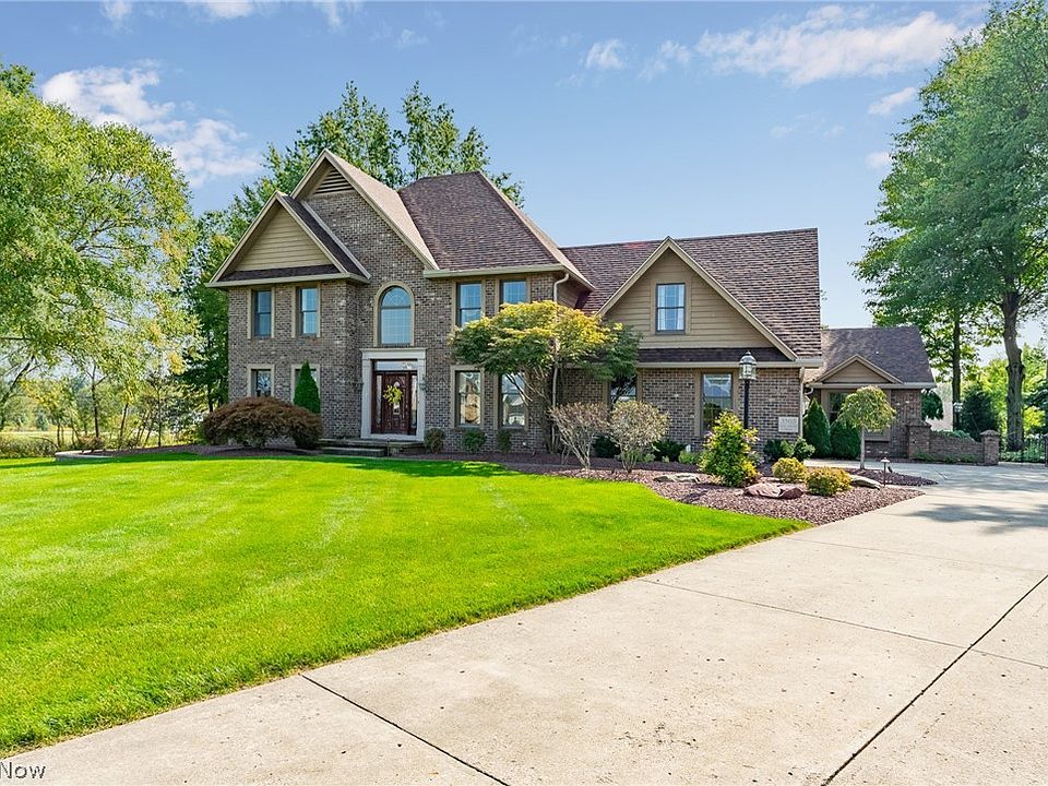 3505 Olde Winter Trl, Poland, OH 44514 | Zillow