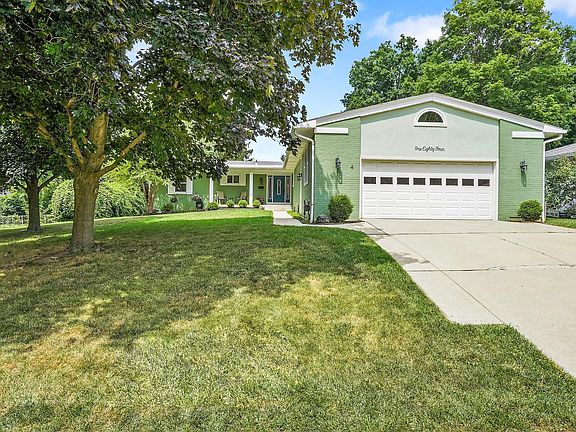 2nd image of 184 Laura Dr