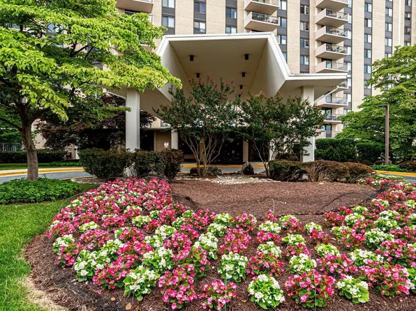 7420 Westlake Ter APT 610, Bethesda, MD 20817