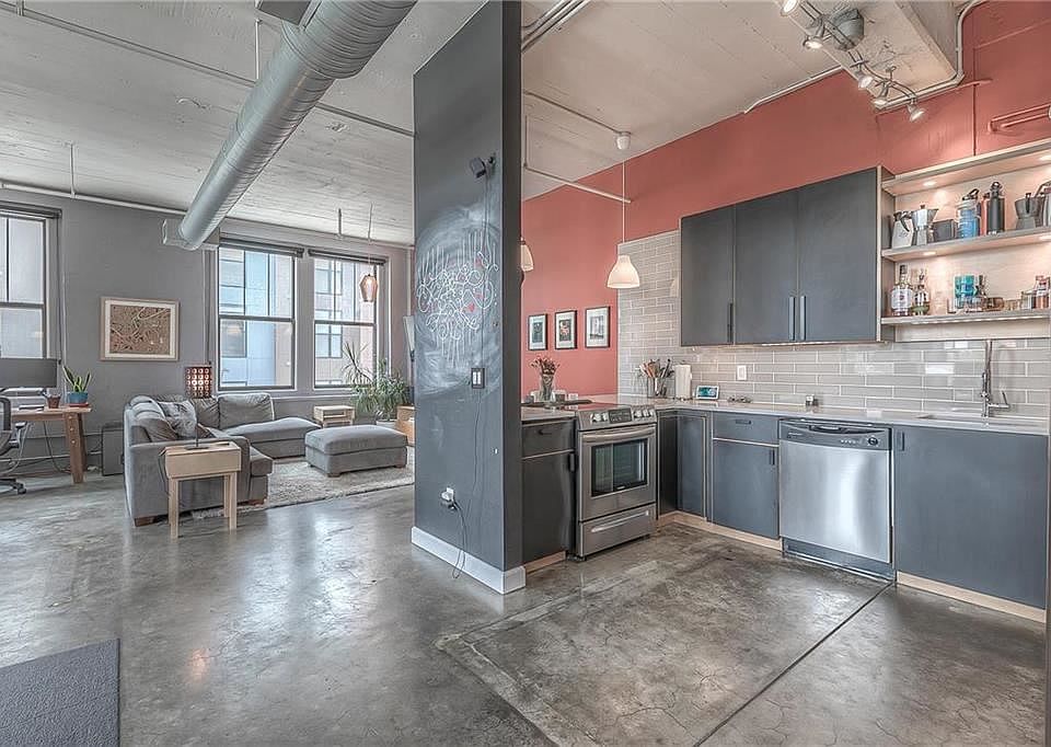 1st image of 523 Grand Blvd APT 3E