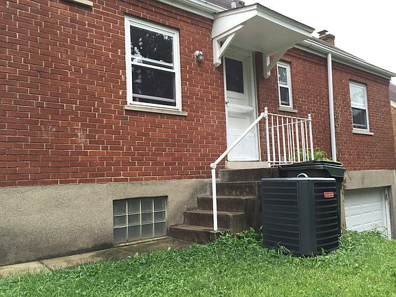 2nd image of 4406 Saint Martins Pl