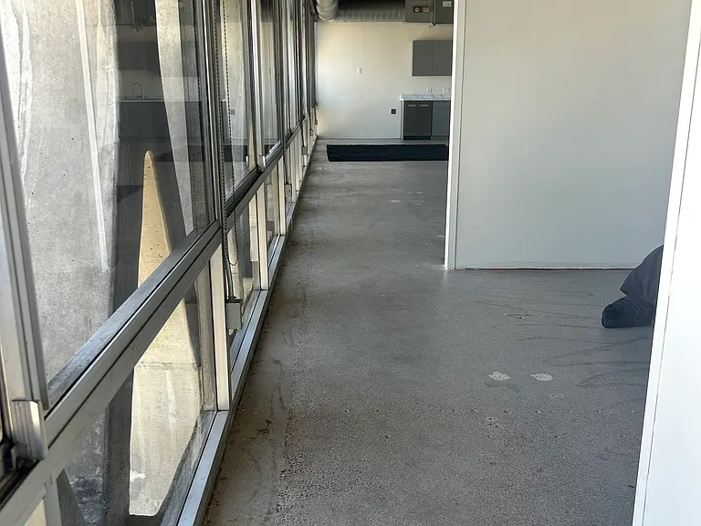 2404 Wilshire Blvd #10E — Photo 10